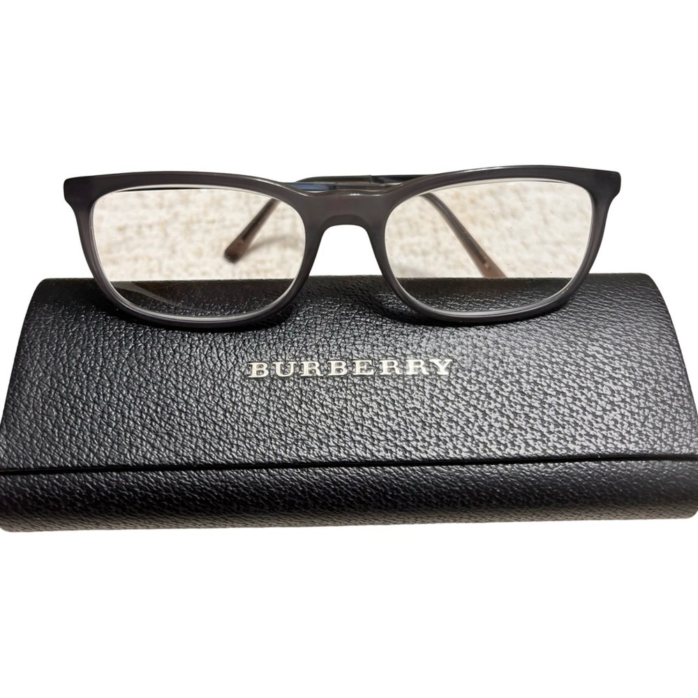 Burberry frames with origami case